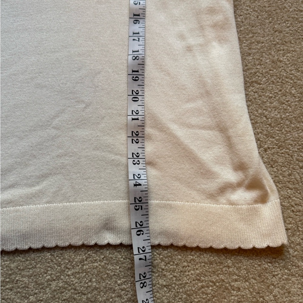 Ann Taylor Knit Scalloped Trim Lightweight Sweater Ivory Size M NWOT - Picture 11 of 11